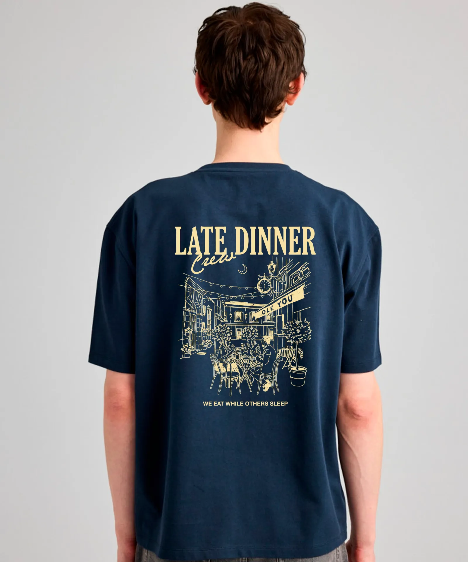 Camiseta Oversize "Late Dinner" (S)